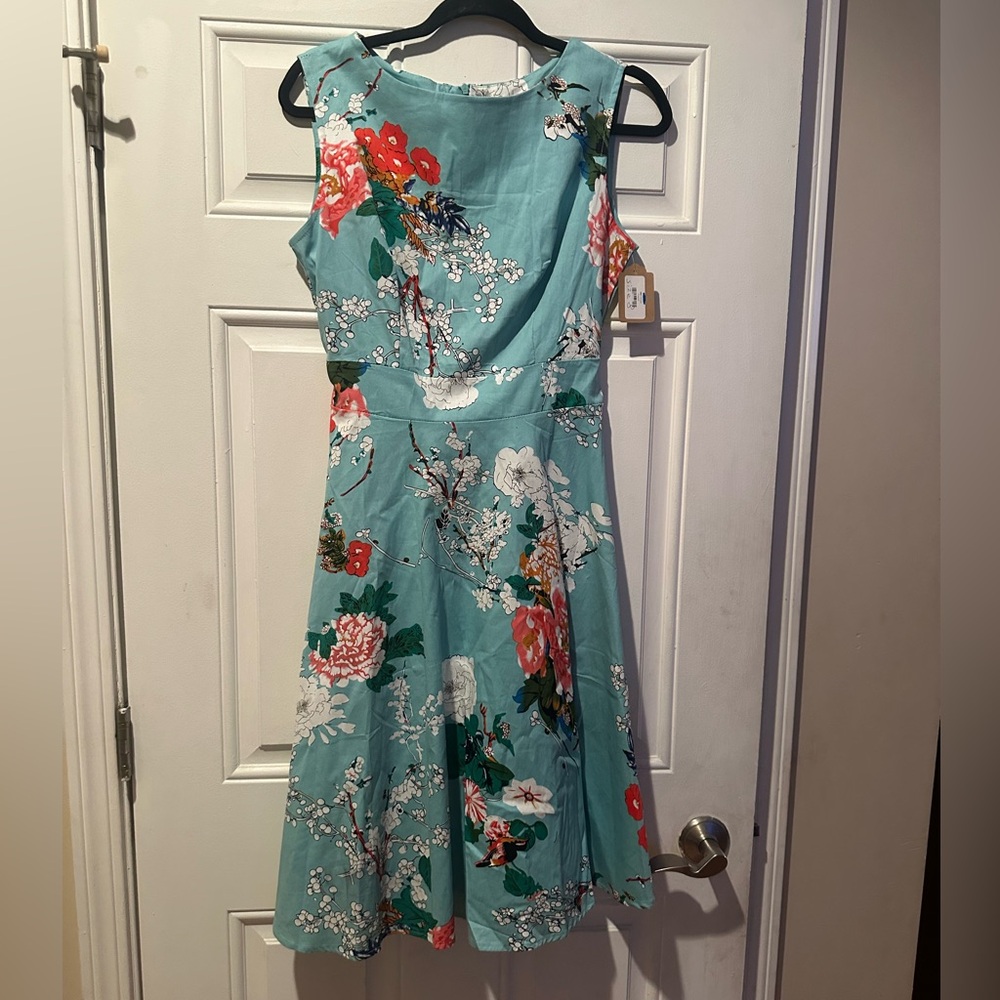 Elegant Floral Midi Dress Vintage-New with tag